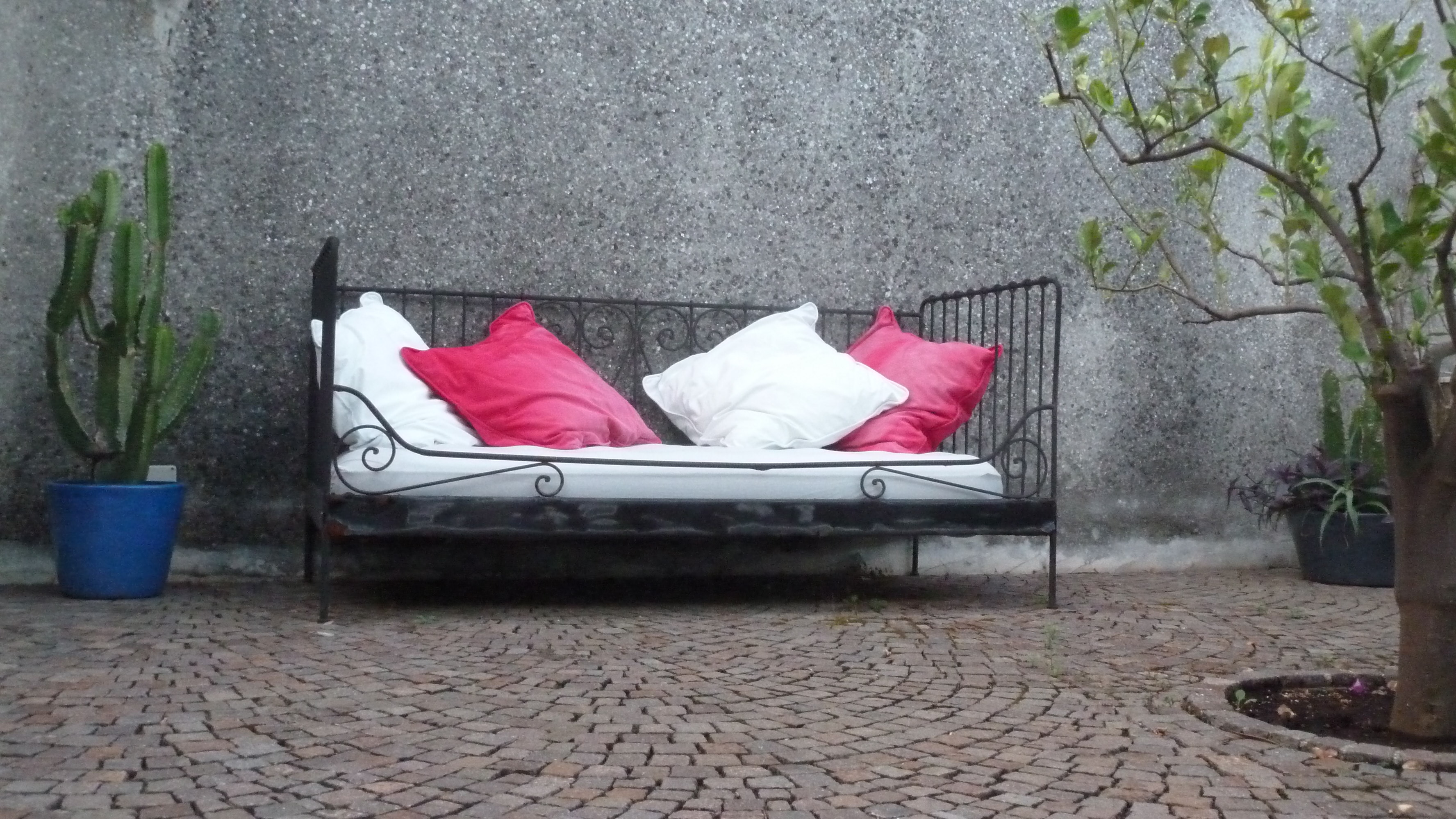 Vendita mobili da giardino cagliari : vendita arredamento vintage ...
