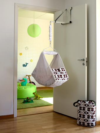 Amaca Lullaby MS 2 In 1 – Sedia E Dondolo Pieghevole Per Bebè Con Arco Giochi, 3 Posizioni Reclinabili, Fino A 9 Kg, Beige