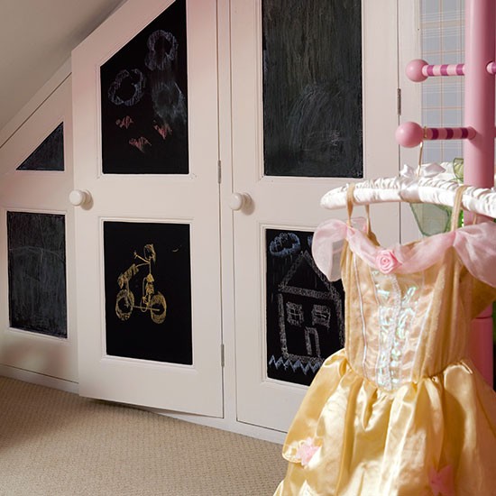 lav Blackboard-Painted-Girls-Bedroom-Style-At-Home-Housetohome