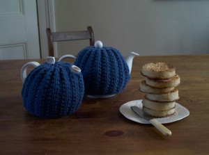 aaate knittedteacosyhigh
