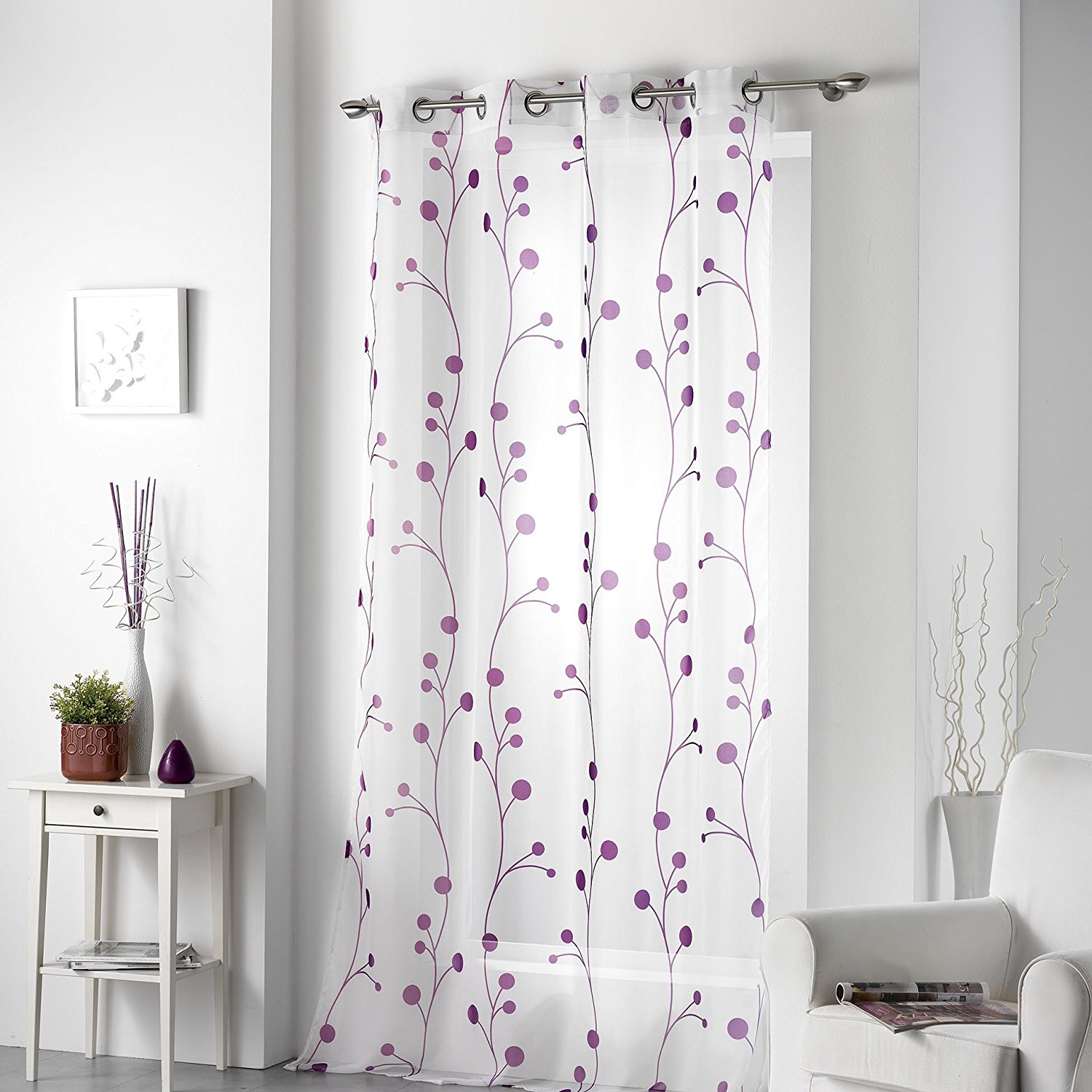 .amazon Douceur d’intérieur 140 x 240 cm 100 per cento anelli per tende in poliestere stampato Clochettes chiffon prugna, prugna