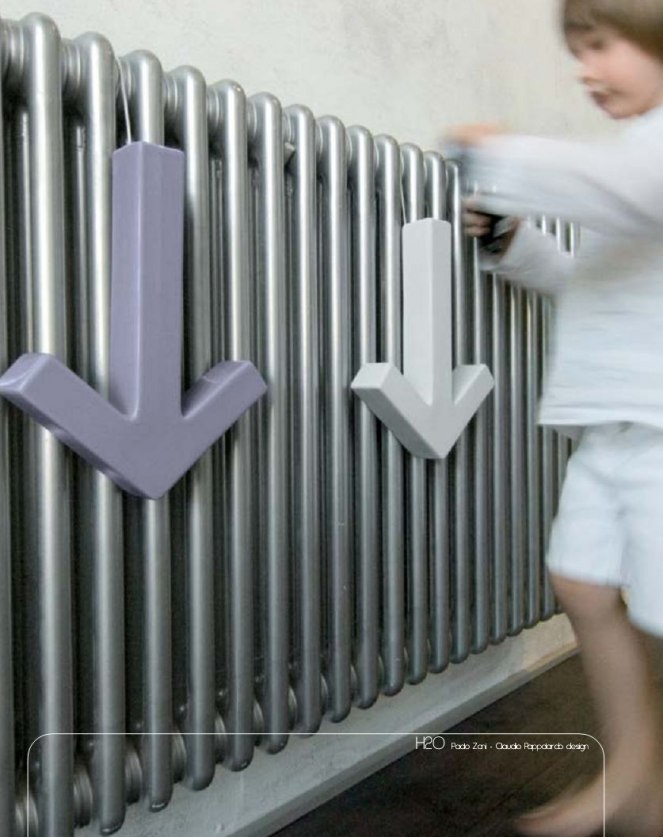 accessori casabiancapiacenza.it L’umidificatore Freccia Cierre è un evaporatore a forma di freccia, in ceramica, da appendere sul vostro termosifone.