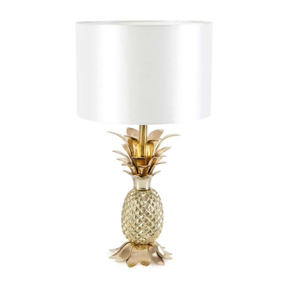 Arredare con le ananas, saluto all’estate. - image Zara-Home-Pineapple-Lamp-Stellar-Interior-Design-1 on http://www.designedoo.it