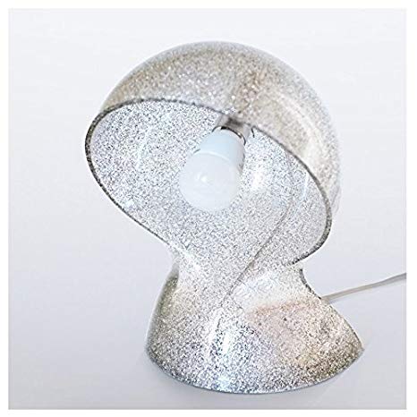 Tendenza 2020 glitter nella moda e nell’arredamento - image Lampada-da-tavolo-Dal%C3%B9-di-Artemide-glitter-argento-1 on http://www.designedoo.it