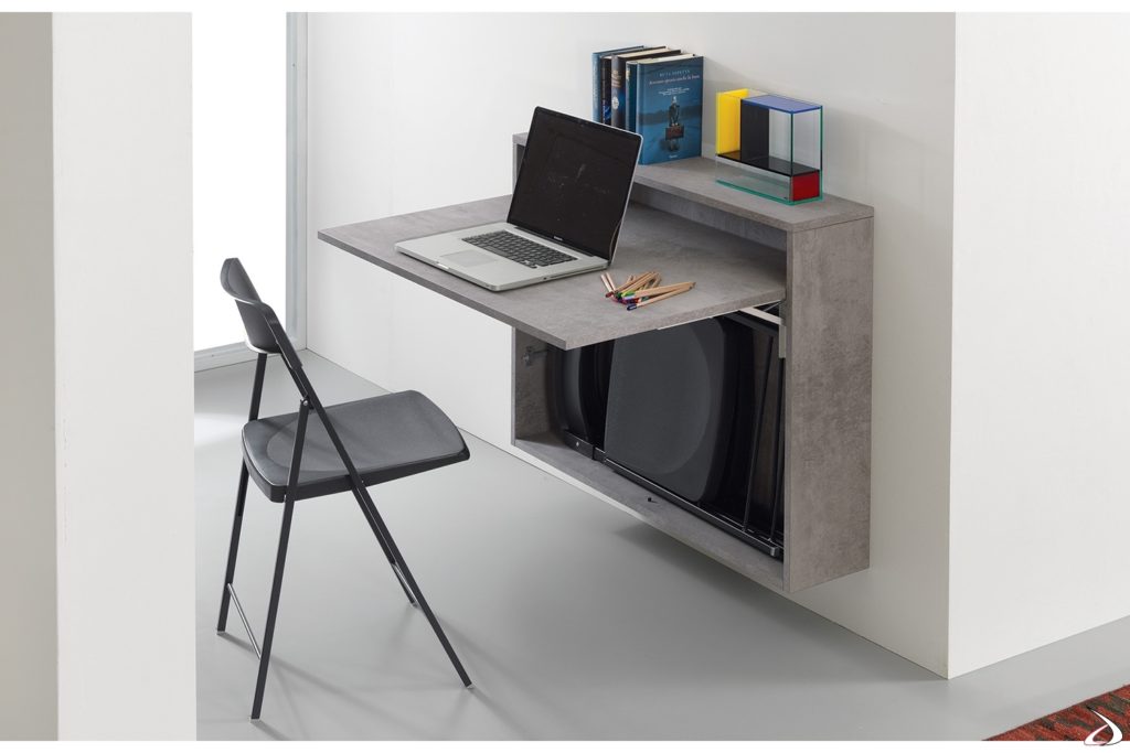 Arredi salvaspazio - image scrivania-pezzani-consolle-design-sospesa-bianca-con-contenitore-per-sedie-bureau-3-1024x683 on http://www.designedoo.it