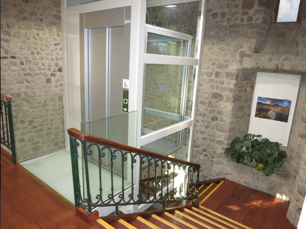 Sostituzione degli infissi a costo zero con il Superbonus 110% - image ascensore-7 on http://www.designedoo.it