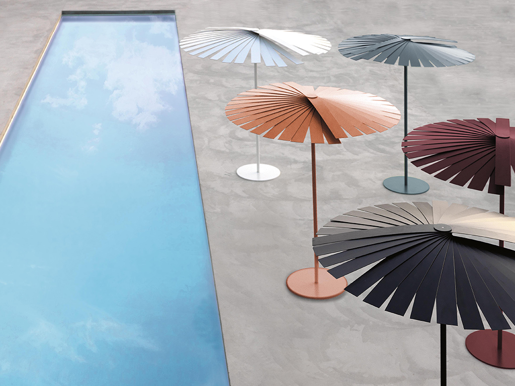 VACANZE IN SICUREZZA CON IL VERRICELLO ELETTRICO - image ombrellone-Ensombra-designer-Gandia-Blasco-per-Ododesign. on http://www.designedoo.it