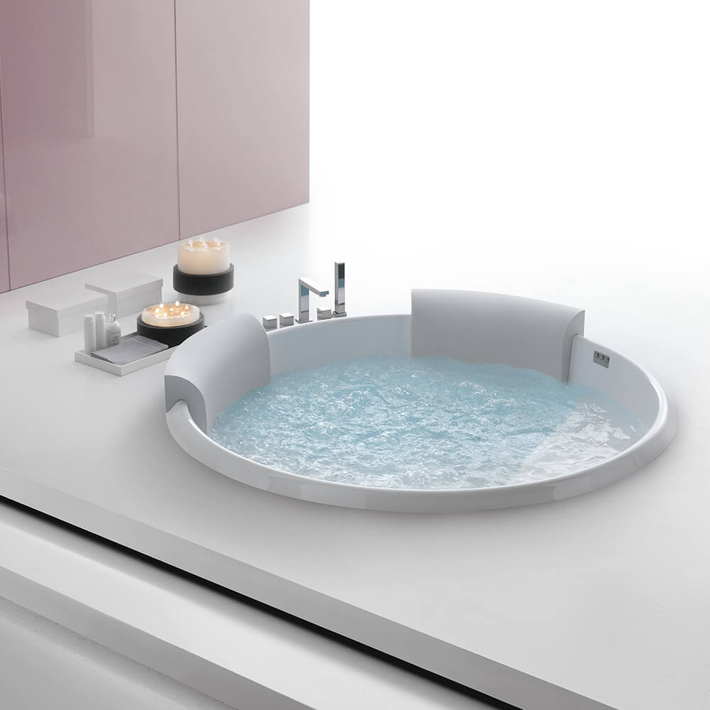 Consigli utili per scegliere un arredo bagno funzionale - image SVAI-Vasche-da-bagno-12 on http://www.designedoo.it